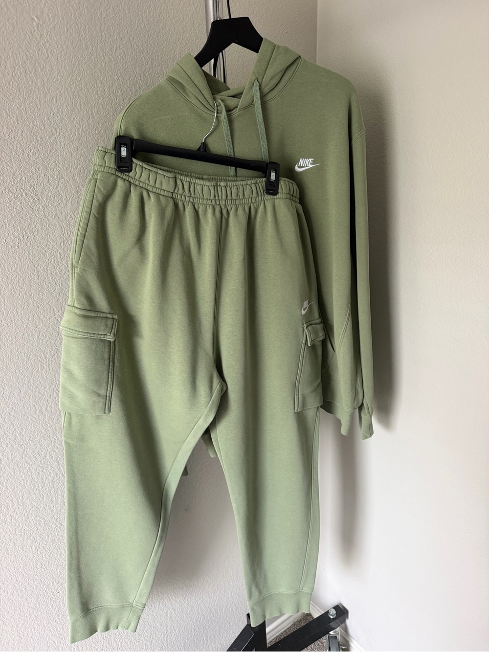 Nike Sage Green Hoodie & Cargo Jogger Matching Set – XXL